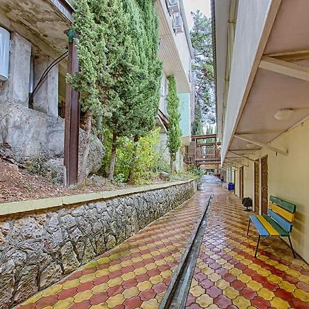 Pansionat Solnechniy Gagra Exterior foto